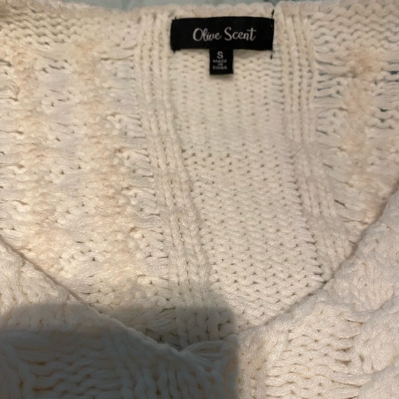 Forever 21 Size XS White shark bite sweater - Picture 3 of 3
